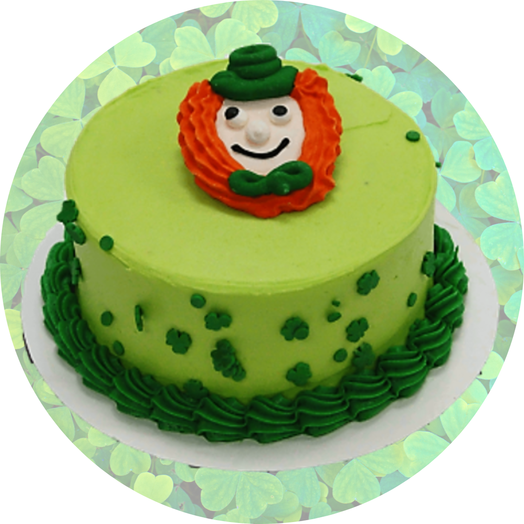 Green cake with leprechaun decoration